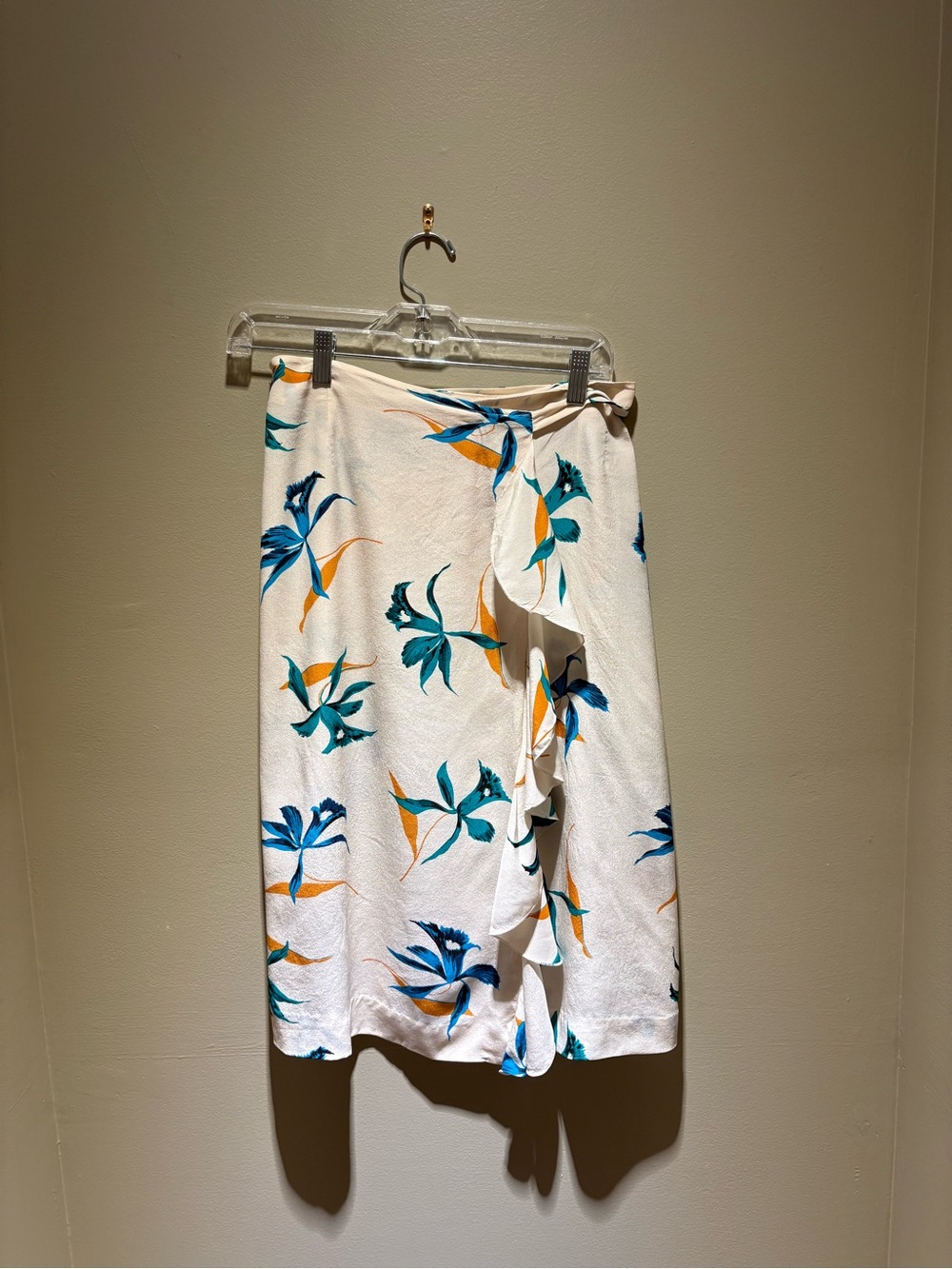 Vintage Carol Little for Saint-Tropez All Silk White Floral Wrap Skirt